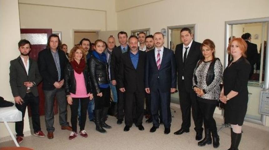 Kuaf&ouml;rler &Uuml;cretsiz Hizmet Verecek