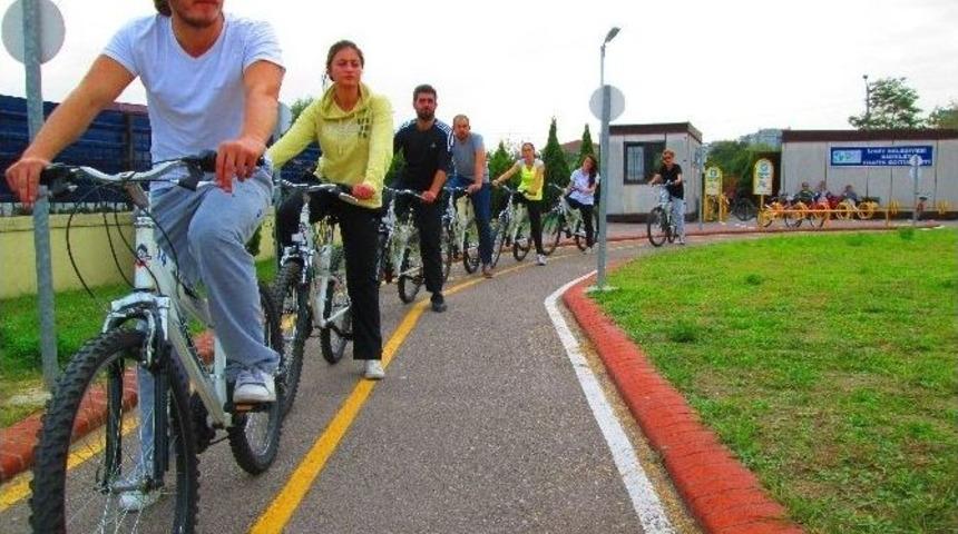 Besyo &Ouml;ğrencileri Bisiklet Kullanmayı &Ouml;ğrendi