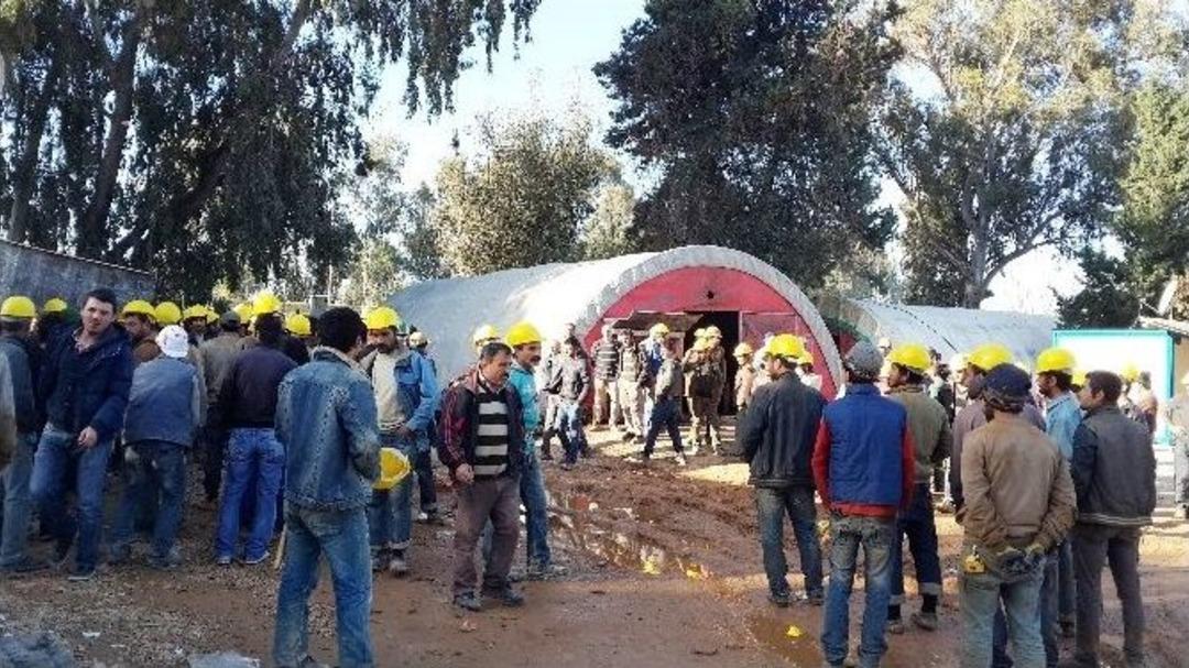 Alanya&rsquo;da 200 İnşaat İş&ccedil;isi Birbirine Girdi