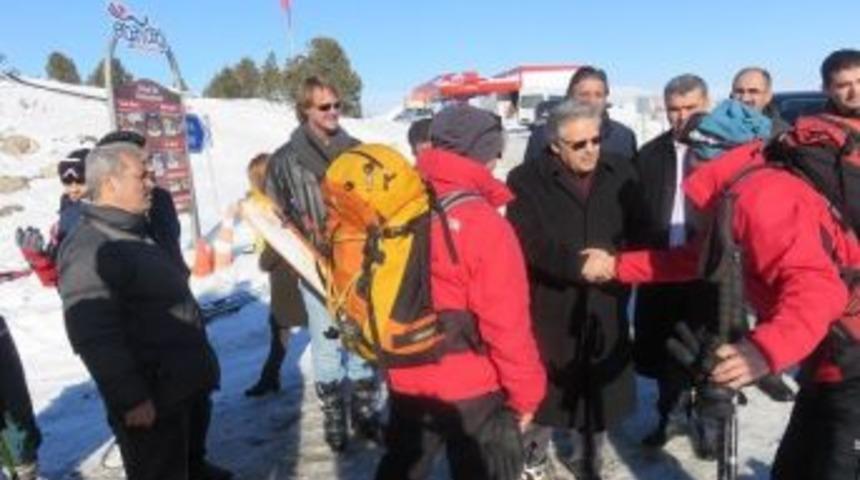 Ergan Kayak Severlerin İlgi Odağı Oldu