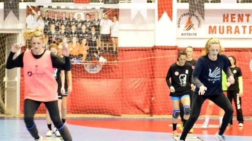 Melekler İspanya Yolcusu