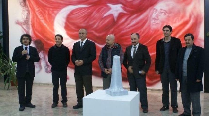 G&uuml;zel Sanatlar Fak&uuml;ltesi&rsquo;nden &ldquo;form Ve Yorum&rdquo; İsimli Sergi