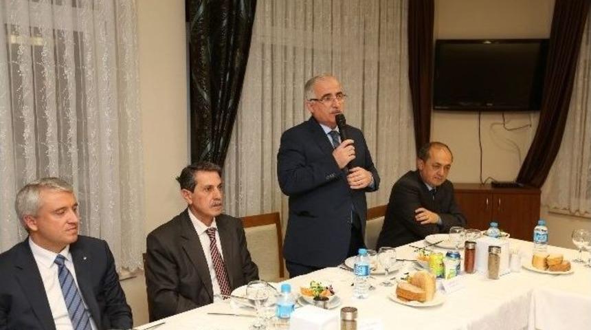 Vali Yardımcısı Nurullah Naci Kalkancı Adına Veda Yemeği