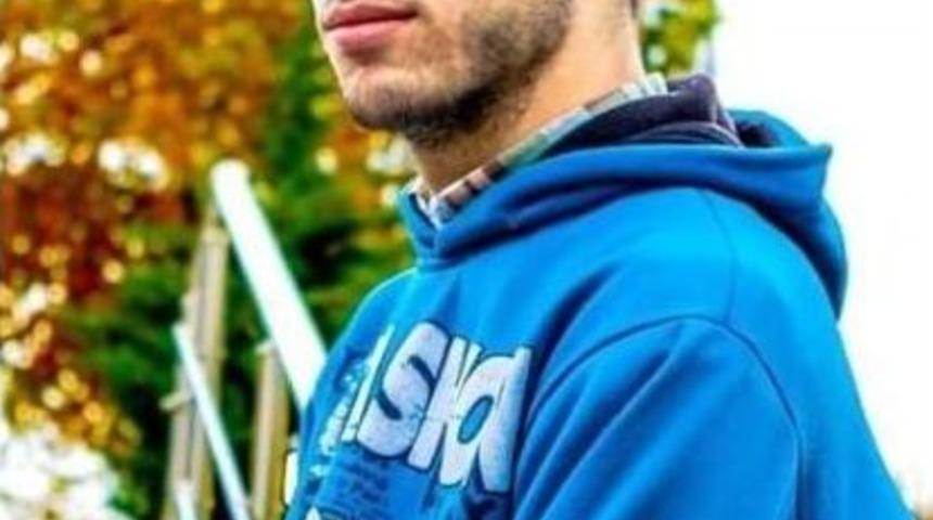 Fotoğraf Paylaştı, Polisi Peşine Taktı