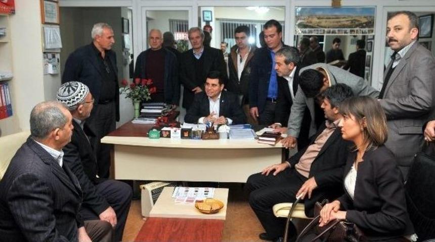 T&uuml;t&uuml;nc&uuml; Vatandaşlarla Bir Araya Gelmeye Devam Ediyor