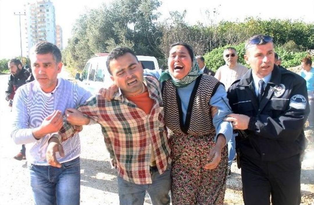 Devrilen Trakt&ouml;r&uuml;n Altında Kalarak Ağır Yaralandı