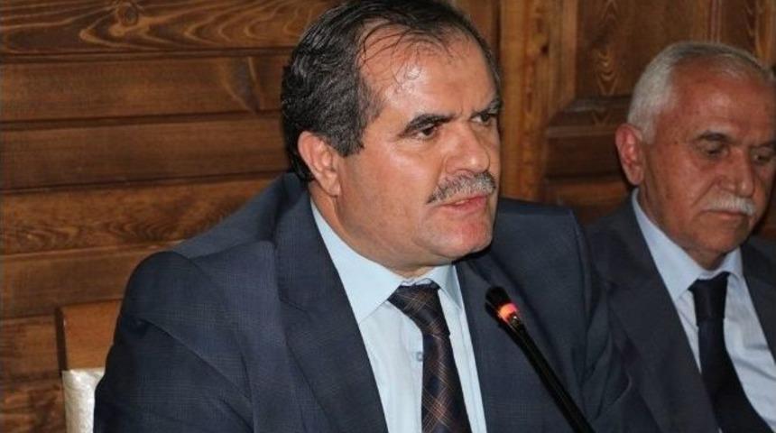 Milletvekili Aday Adayı Olan Rekt&ouml;r Akmaz Onuruna Veda Yemeği D&uuml;zenlendi