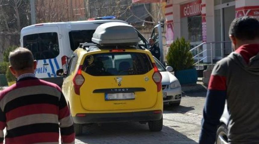 Taksi &Uuml;zerinde Cenaze Nakli