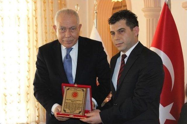 Ortadoğu Devletleri Barış Zirvesinin Eş Başkanları Yılın Ödüllerini Aldılar 1