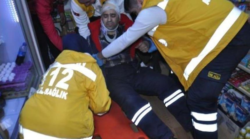 B&uuml;feciyi D&ouml;v&uuml;p 600 Lirasını Gasp Ettiler