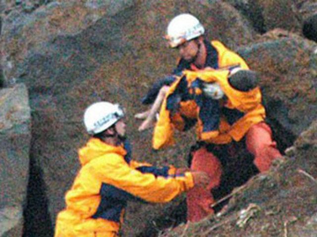 Japonya da Çernobil e 1 kademe kaldı 11