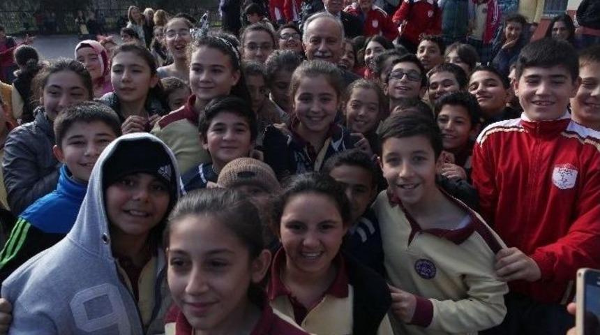 Bayraklı&rsquo;da D&ouml;rt Okul Elden Ge&ccedil;ti