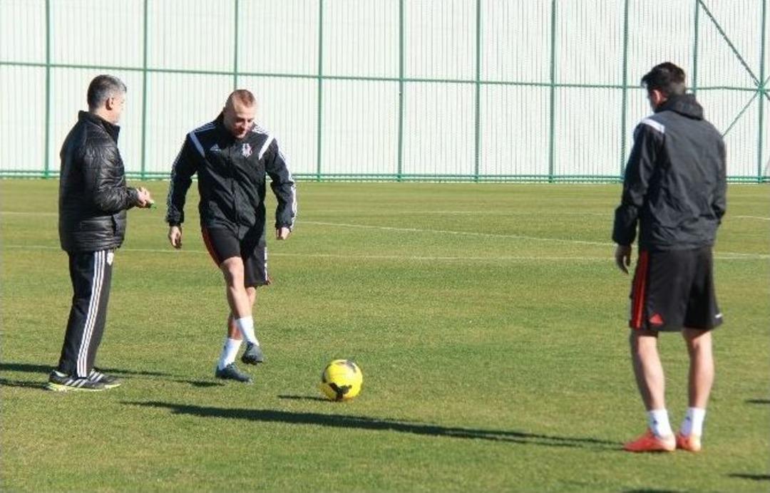 Beşiktaş, &Ccedil;aykur Rizespor Ma&ccedil;ı Hazırlıklarına Rize&rsquo;de Hazırlanıyor