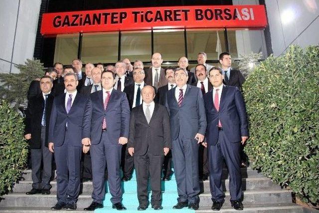 Bakan Yardımcısı Arzu’dan Gaziantep’e Övgü