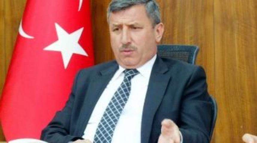 Vali, Vakfın 1 Yıllık Faaliyetini A&ccedil;ıkladı