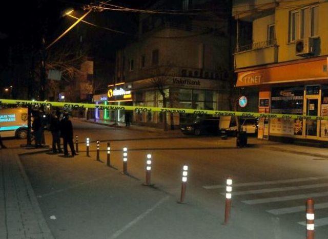 Saldırı Düzenlenen Polis Merkezi Önünde Bomba Paniği