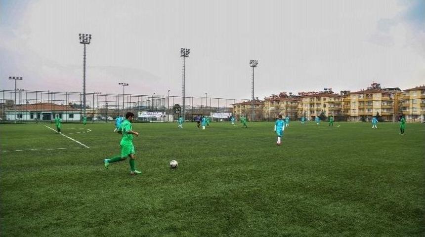 Futbol Alt Yapısında Akademik Eğitim Şehitkamil&rsquo;i Zirveye Taşıdı