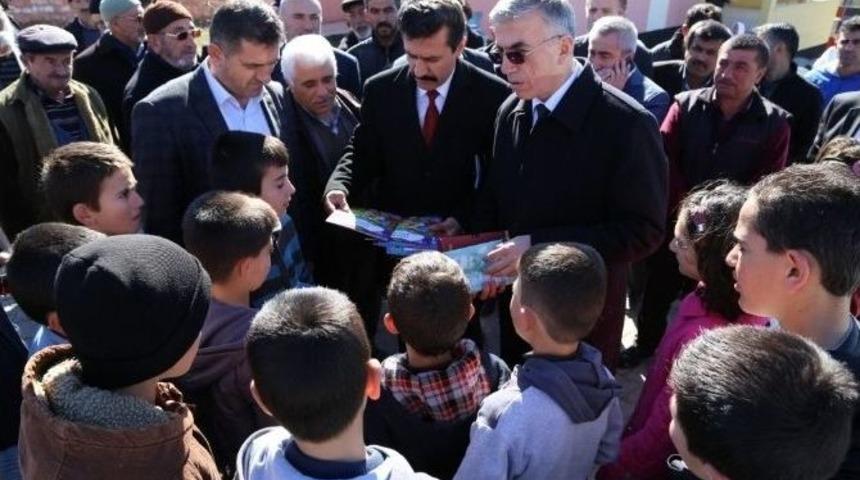 Aksaray&rsquo;da K&ouml;ylere Bin 500 Adet &Ccedil;&ouml;p Konteyneri Dağıtıldı