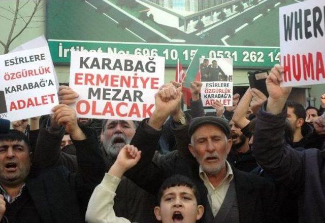 Cuma Namazı Çıkışı Ermenistan Protestosu