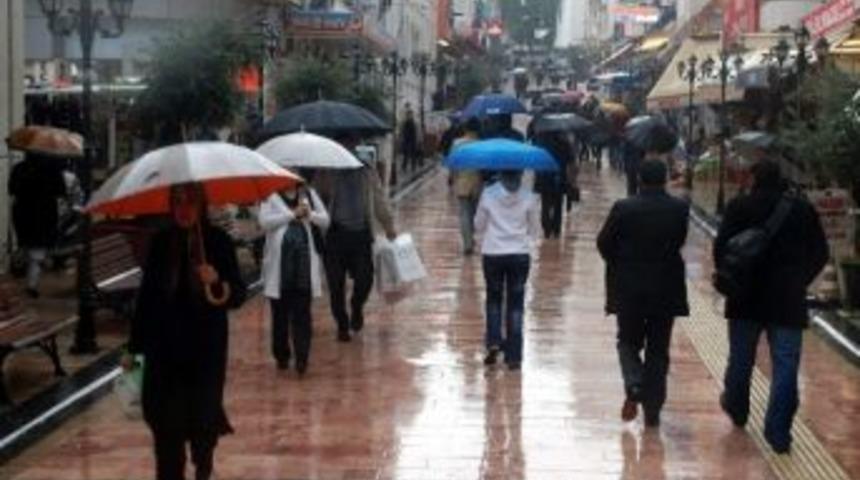 Aydın&rsquo;ın Kıyı İl&ccedil;elerinde Kuvvetli Yağış Bekleniyor