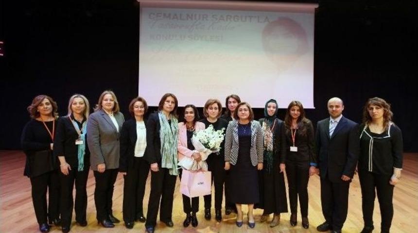 Gaziantep&rsquo;te Kadınlara Tasavvuf Anlatıldı