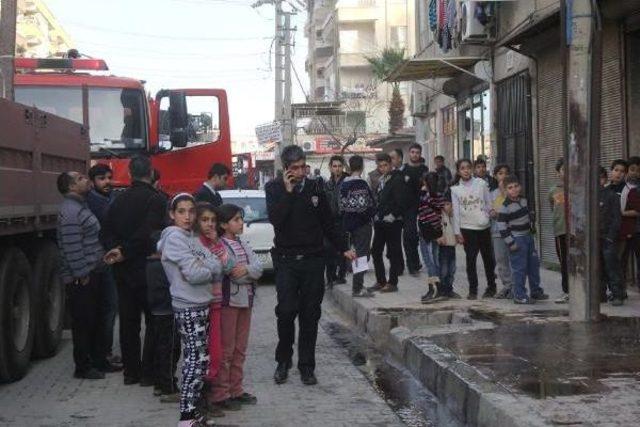 Yangın Çıkan Ev Kullanılamaz Hale Geldi