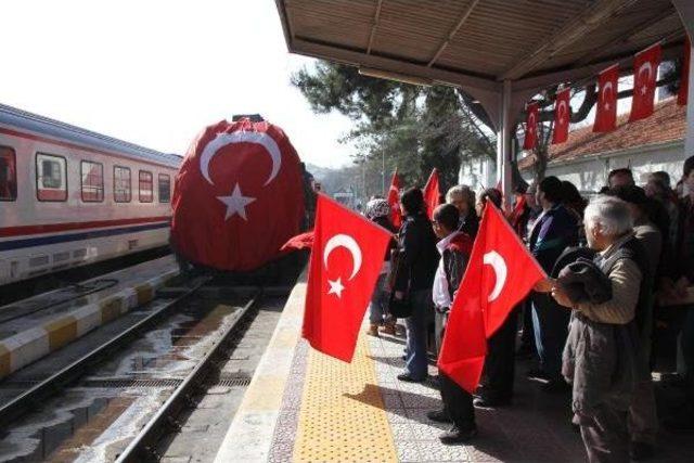 Atatürk'ün Balıkesir'e Gelişinin 92'inci Yıldönümü Kutlandı