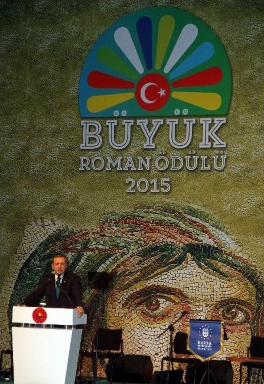 Cumhurbaşkanı Erdoğan Şarkı S&ouml;yledi