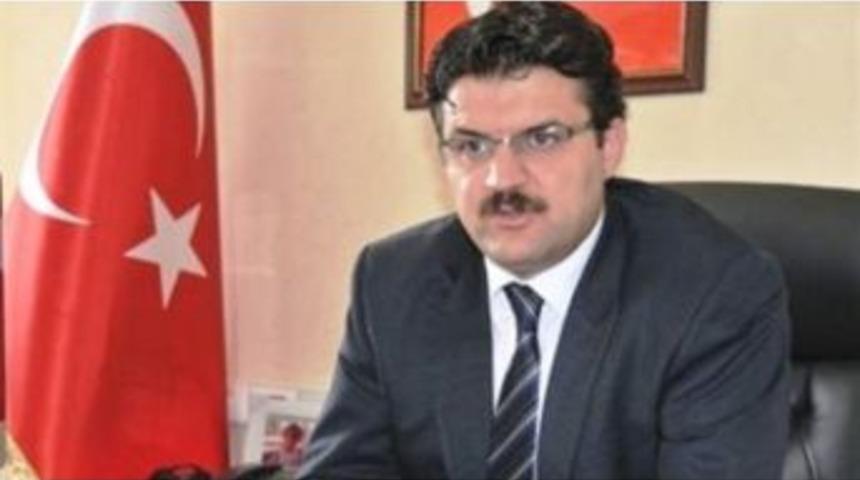 D&uuml;n Atandı Bug&uuml;n İstifa Etti