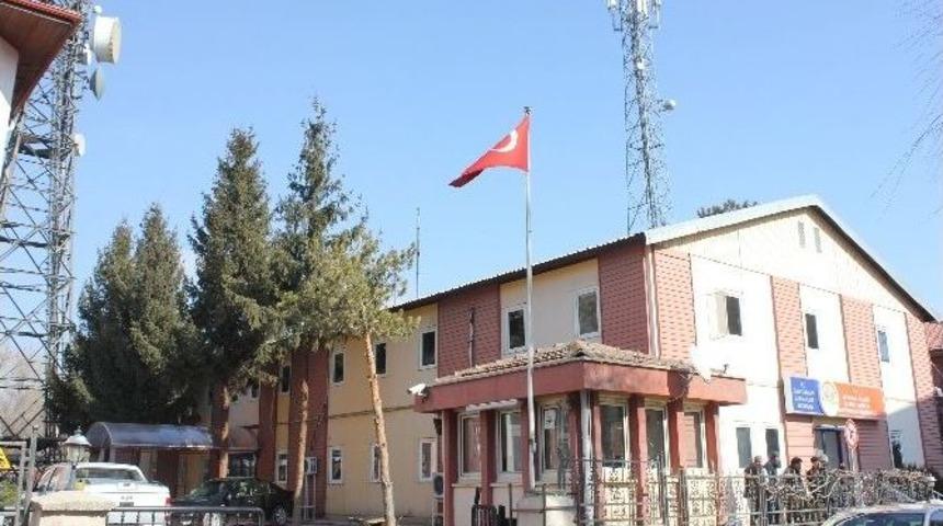 Erzincan İl Gıda,tarım Ve Hayvancılık M&uuml;d&uuml;rl&uuml;ğ&uuml; Yeni Hizmet Binasında