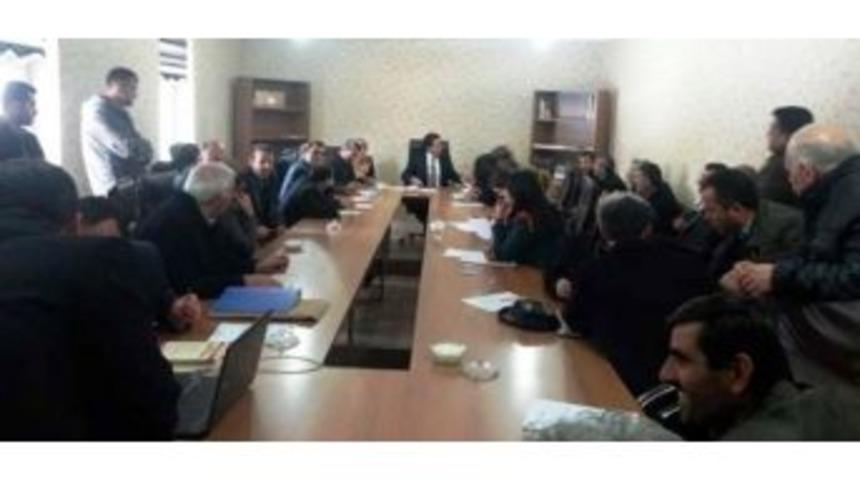 Gevaş Belediyesi Seyyar Satıcı Sorununu &Ccedil;&ouml;zd&uuml;