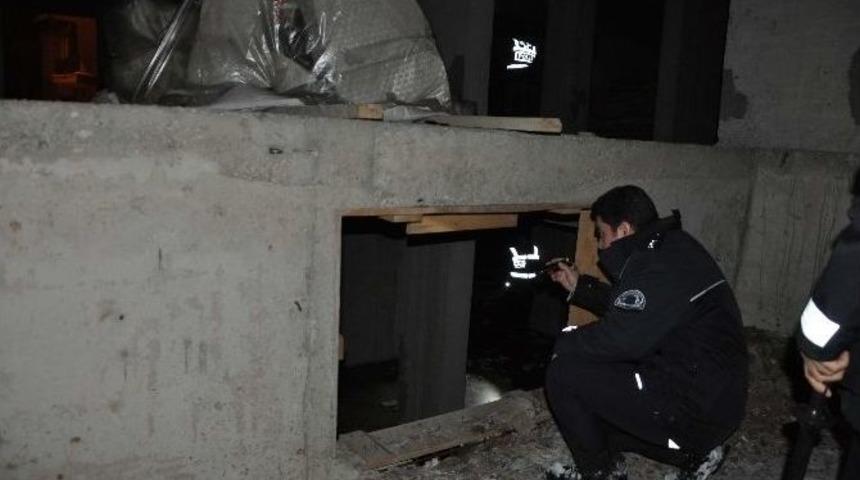 Polisten Metruk Binalara Operasyon