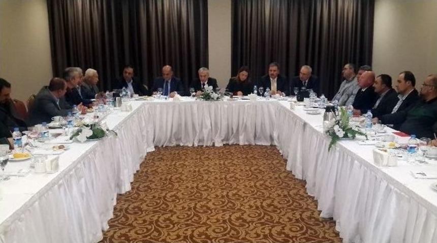 Kayısıda Taban Fiyat 15 Tl Olarak Belirlendi