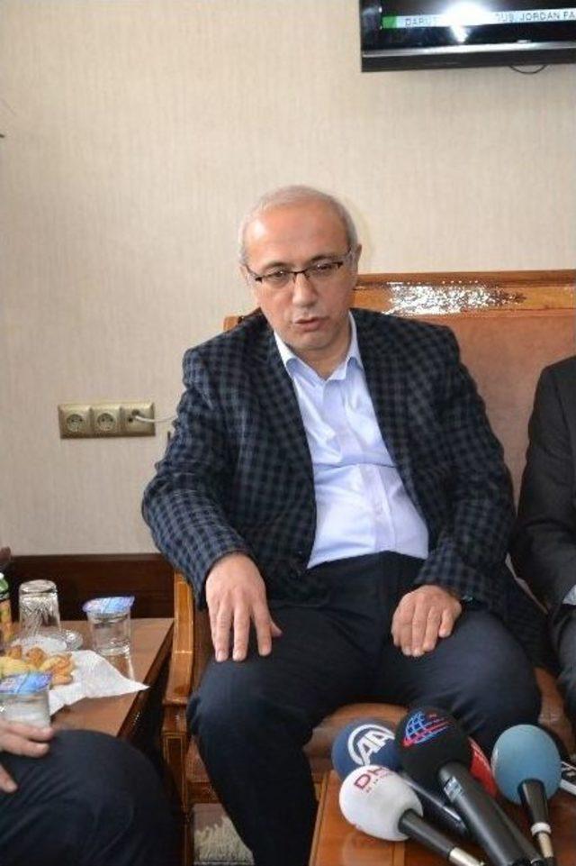 Bakan Elvan’dan ’hakan Fidan’ Ve ’twıtter’ Açıklaması