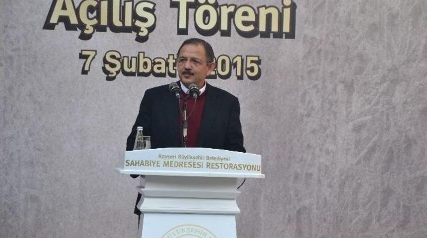 Restore Edilen Sahabiye Medresesi A&ccedil;ıldı