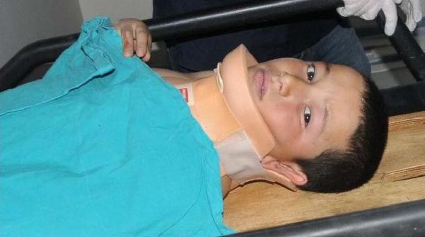 K&ouml;yde Eski Su Deposu Yıkıldı: 1 &Ccedil;ocuk &Ouml;ld&uuml;, 1 &Ccedil;ocuk Yaralı (2)