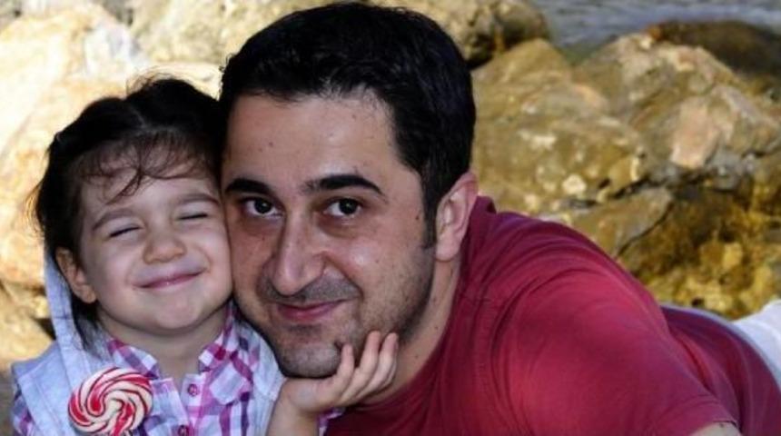 M&uuml;zisyen 'hoş&ccedil;akalın' Yazıp, Ortadan Kayboldu