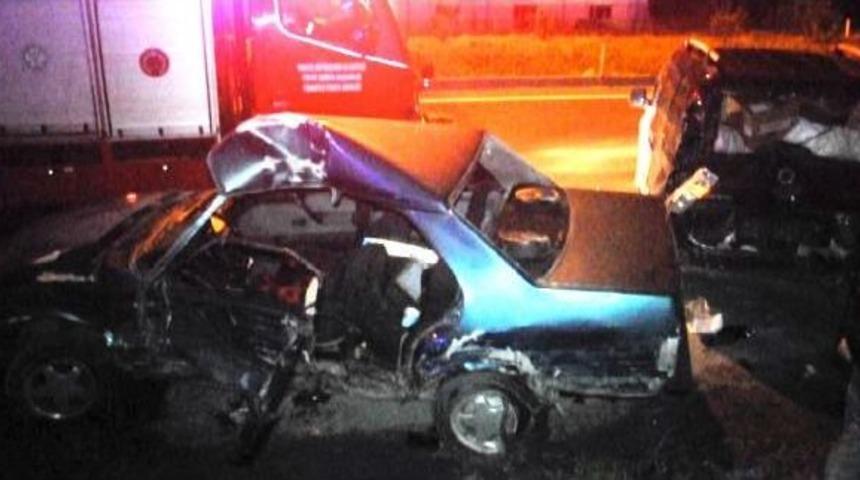 Turgutlu'da Zincirleme Kaza: 1 &Ouml;l&uuml;, 4 Yaralı