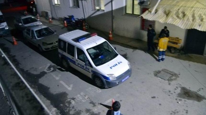 Balıkesir&rsquo;de İnşaat İş&ccedil;ileri Birbirine Girdi