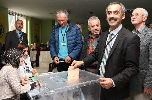 Ünye Ziraat Odası Başkanlığı’na Sarıkahraman Yeniden Seçildi