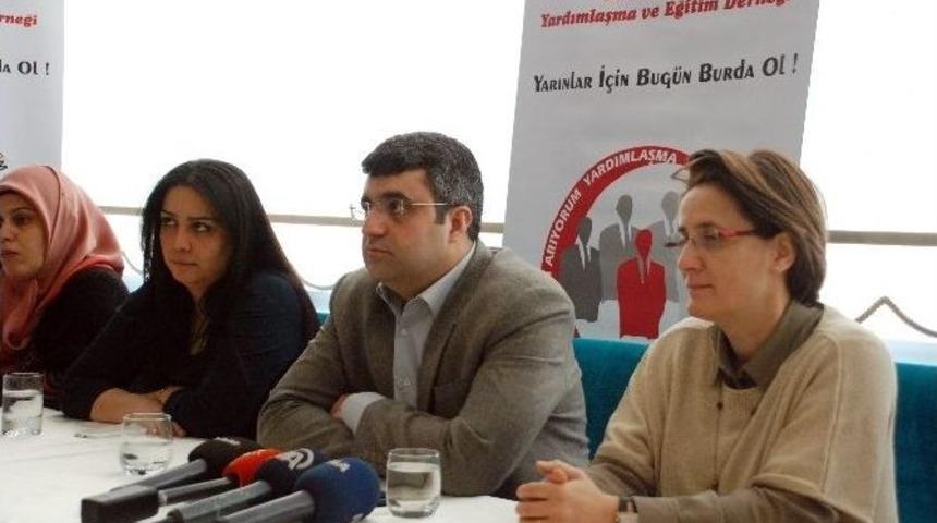 “dikkat Dikkat İnsan Aranıyor”