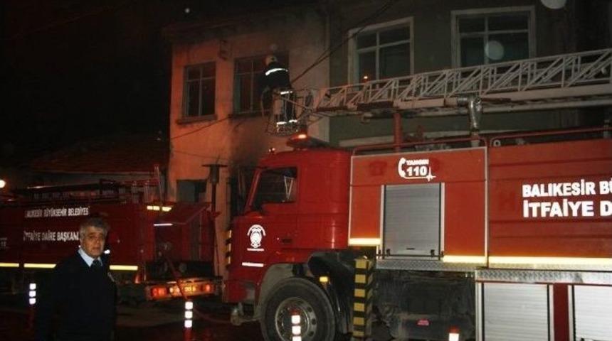 Havran&rsquo;da Korkutan Yangın