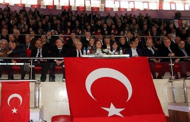 Ruhsar Demirel’den ‘postacı Ve Tavuk’ Yorumu