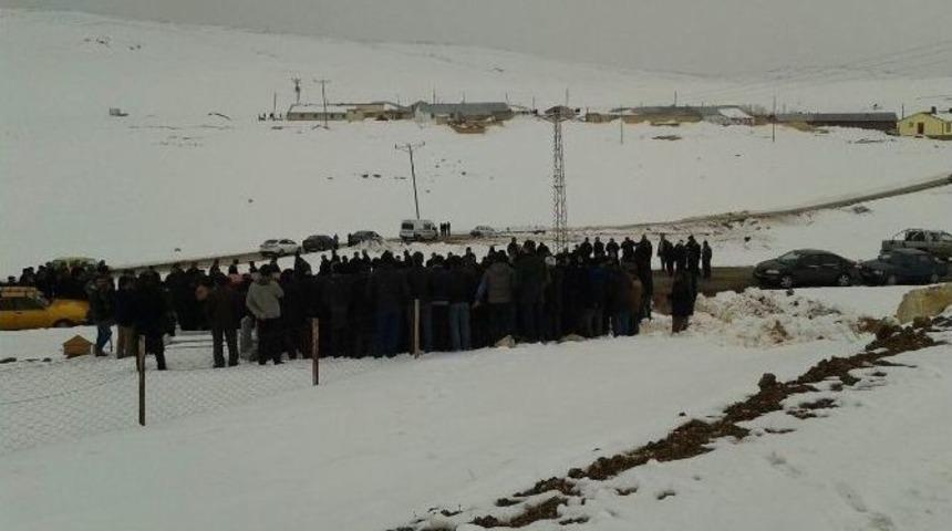 Su Deposu Göçüğünde Ölen Çocuk Toprağa Verildi