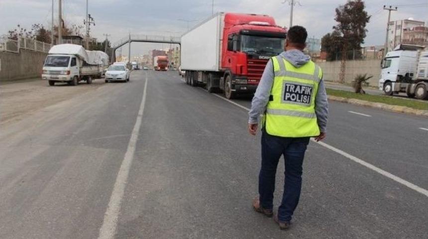 Trafik Ekiplerinden Yol Kontrol Denetlemesi