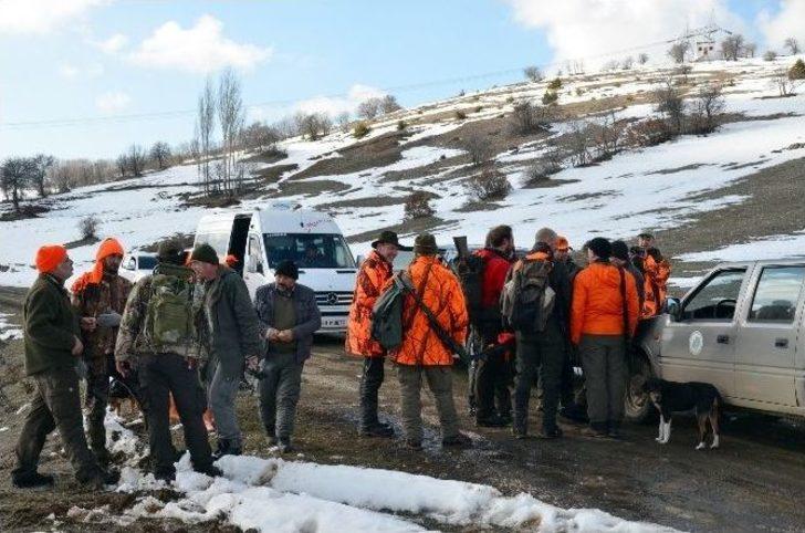 Alman Turistler Tokat’ta 35 Domuz Vurdu G5