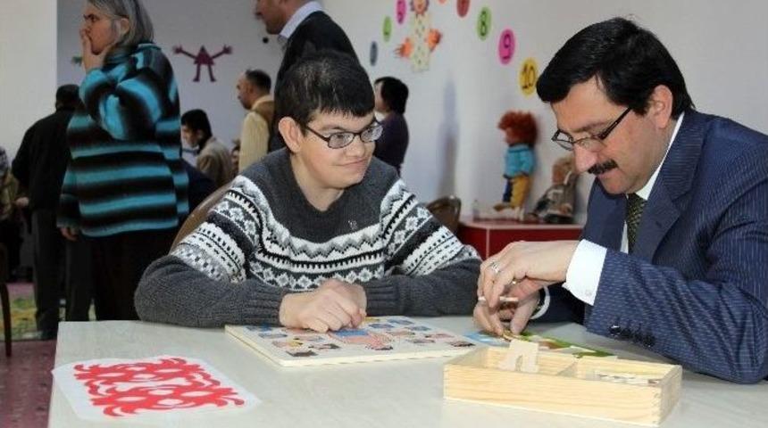 Ke&ccedil;i&ouml;ren&rsquo;de Engelli &Ccedil;ocuklar Yalnız Değil