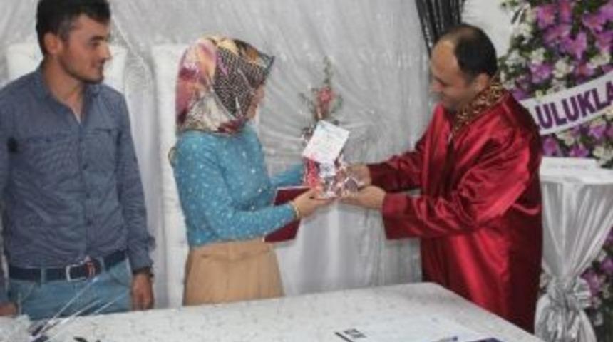 Beyşehir&rsquo;de Evlenen &Ccedil;ift Sayısı Arttı