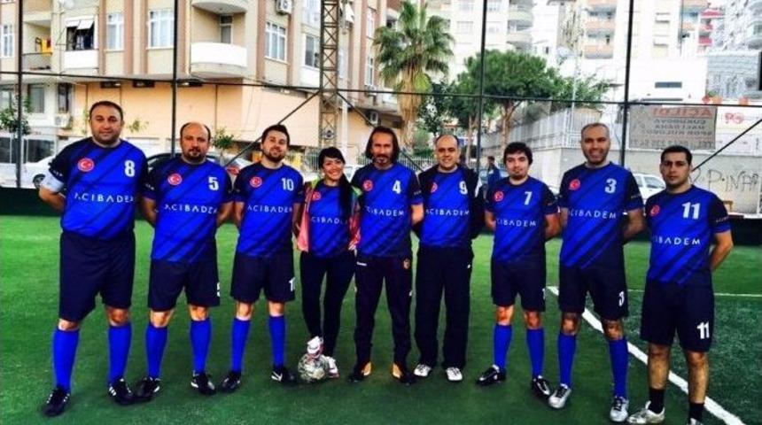 Acıbadem Adana Futbol Takımında Hedef &Ccedil;eyrek Final