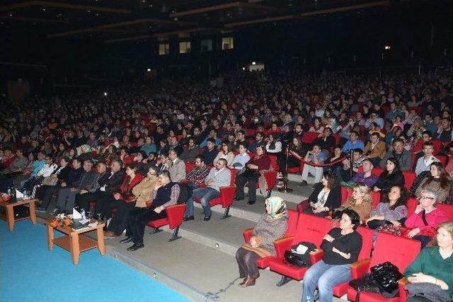 İki Sanatçıdan Muhteşem Konser